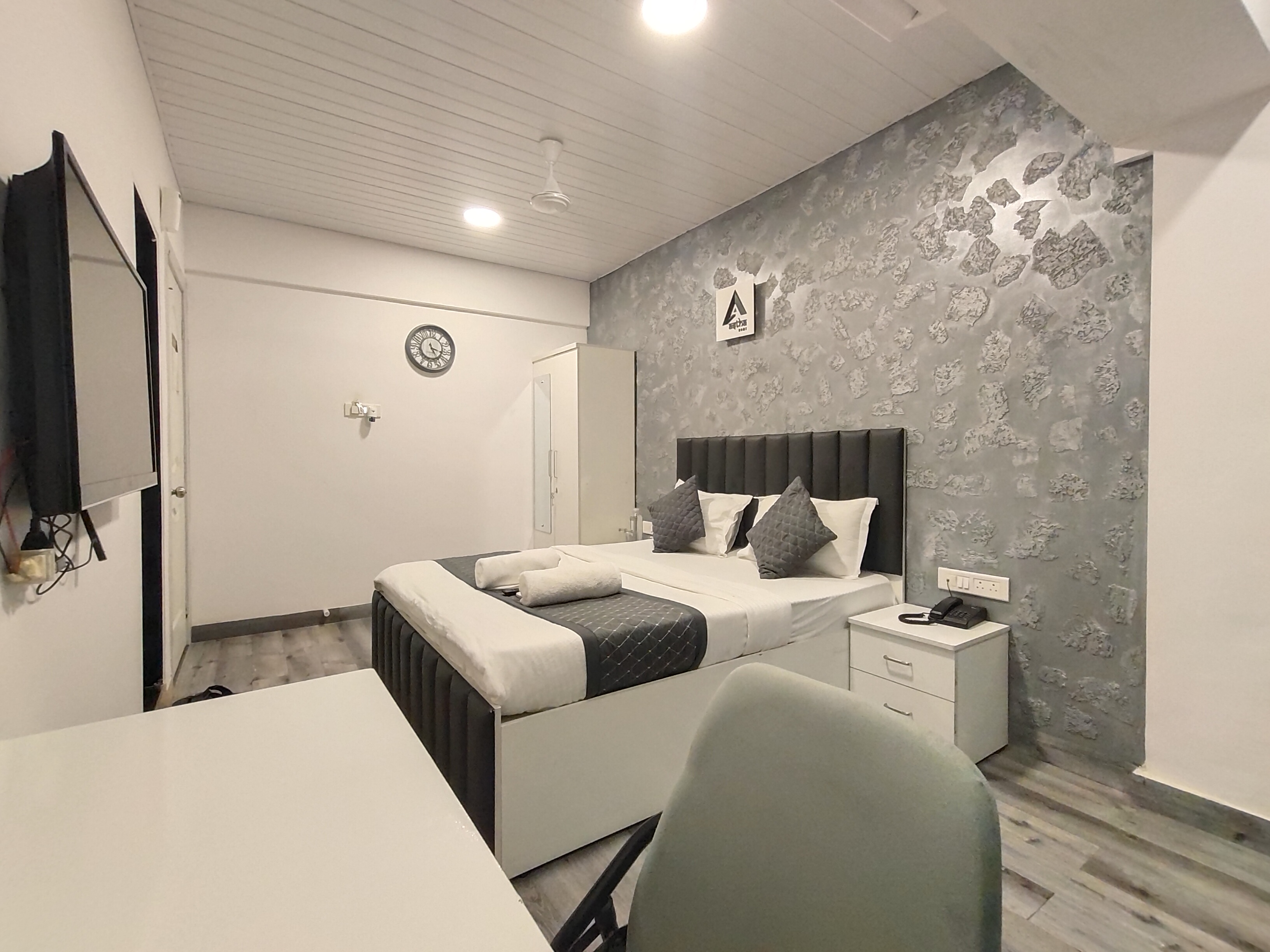 room-3