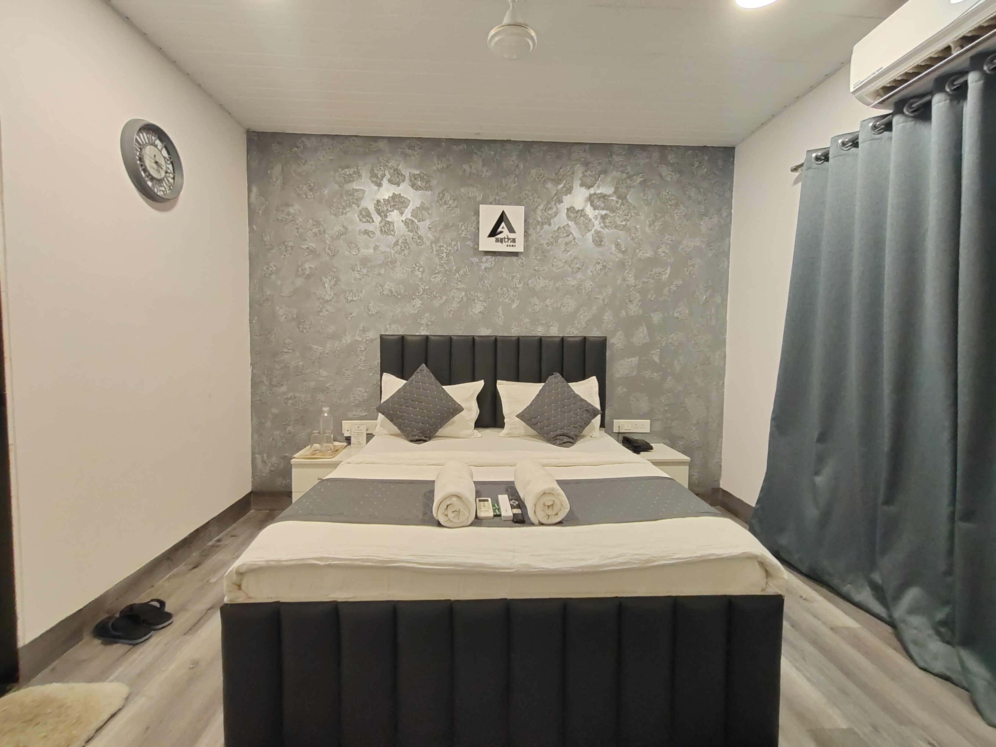 room-9
