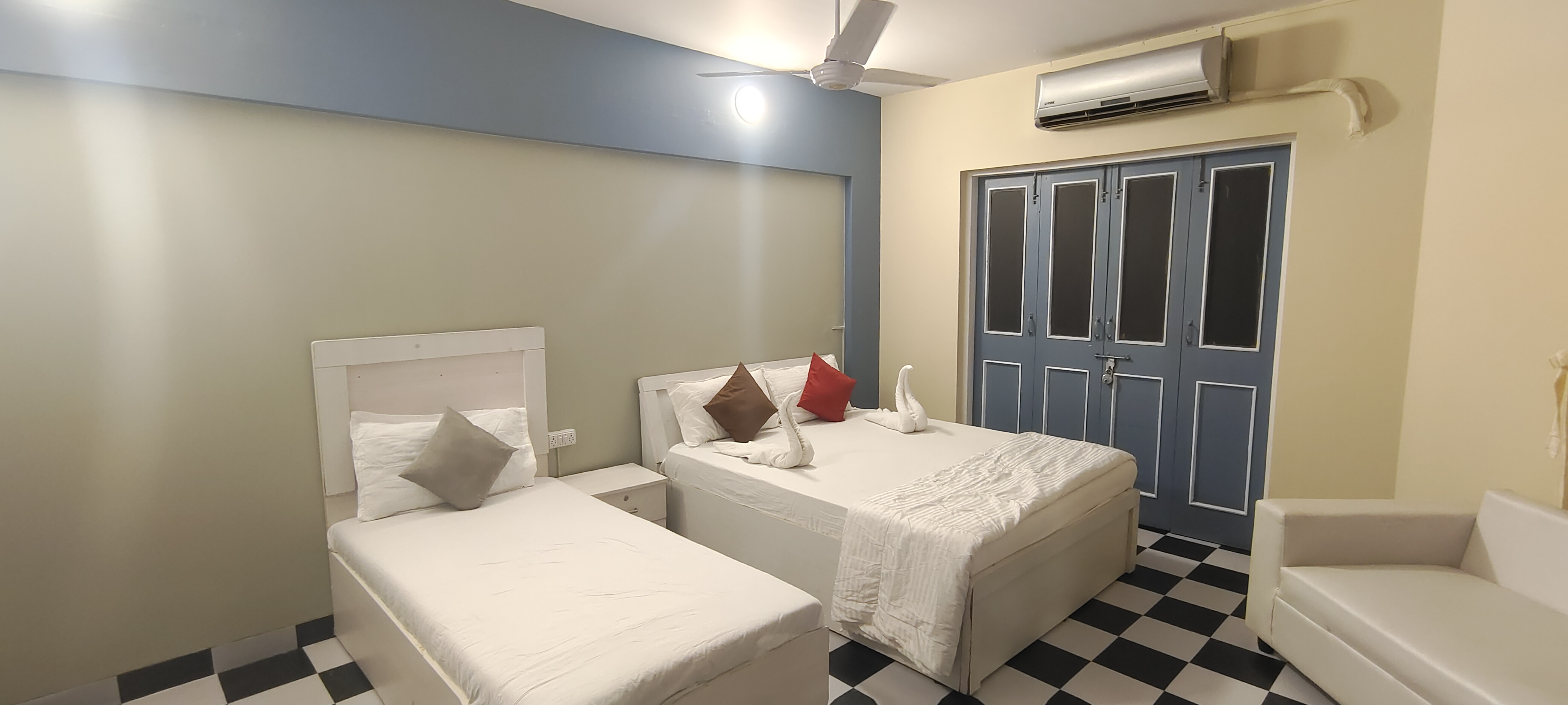 room-4