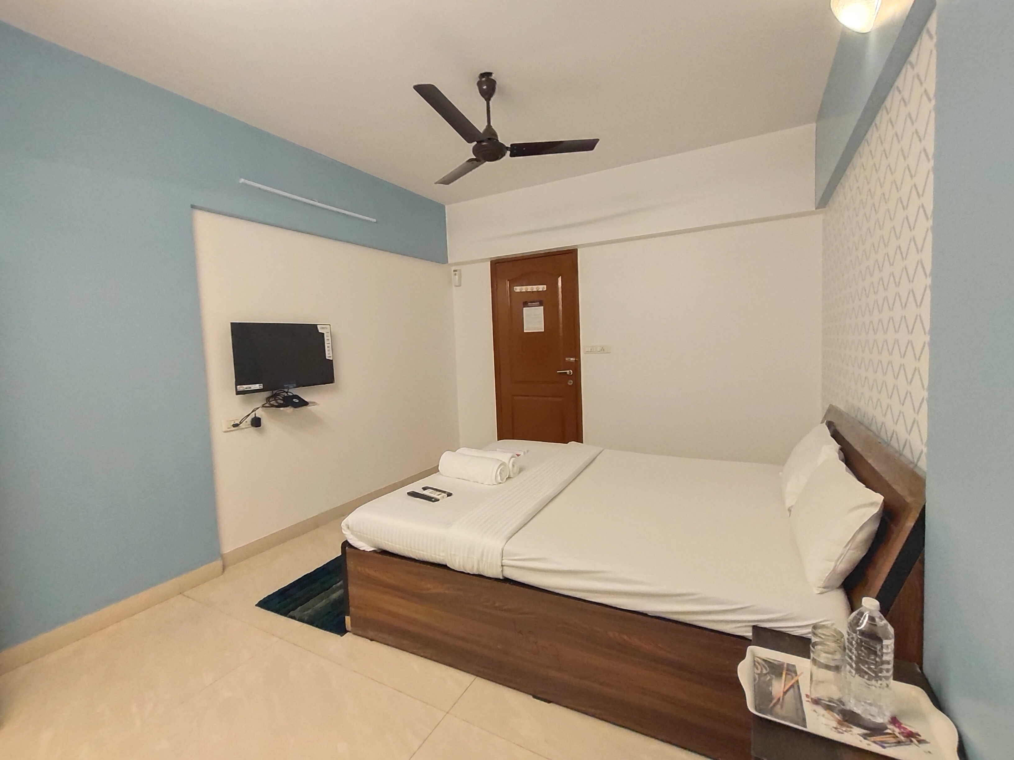 room-8