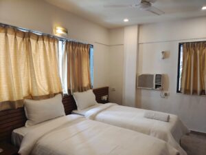 Hotels In Malad
