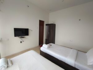 Short Term Rental Apartment In Dahisar